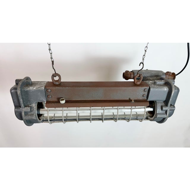 Industrial Grey Hanging Tube Light from Elektrosvit, 1970s For Sale - Image 14 of 18