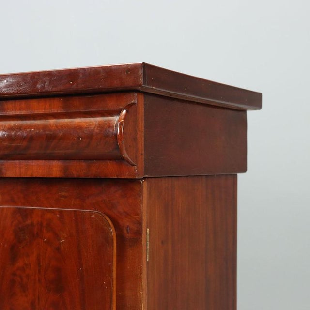 19th Century English Mahogany Credenza For Sale - Image 6 of 14
