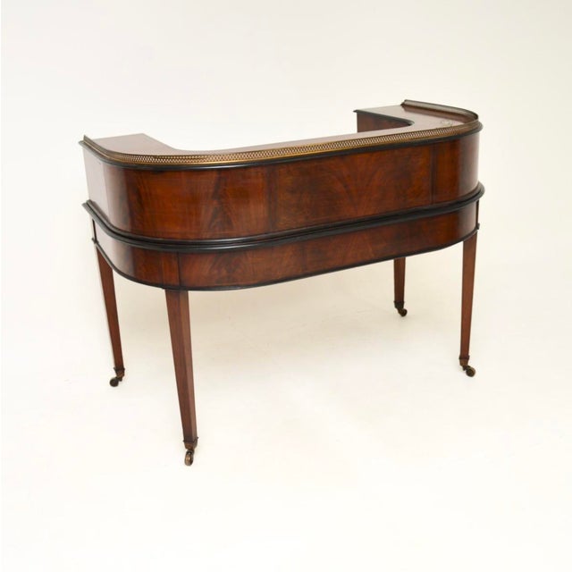 Carlton House Desk in Mahogany and Leather Top, 1890s For Sale - Image 6 of 15