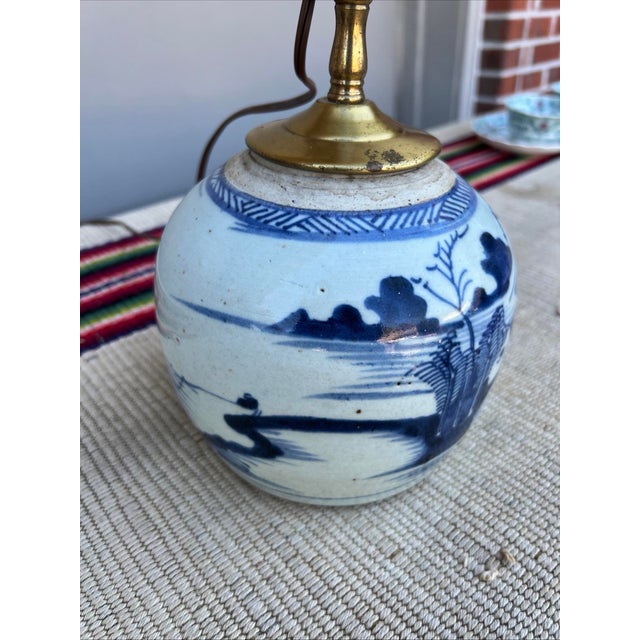 Antique Chinese Blue & White Ginger Jar Table Lamp With Chinoiserie Landscape For Sale - Image 4 of 12