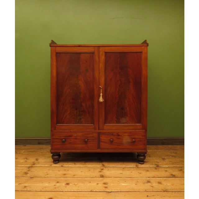 Antique Irish Linen Press Cabinet from Merrion Castle For Sale - Image 5 of 18