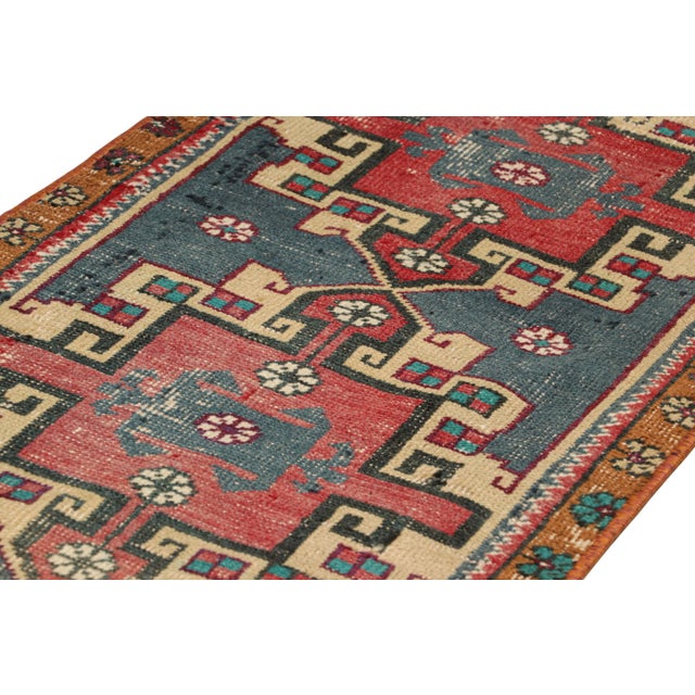 Rug & Kilim Vintage Oushak Rug With Polychromatic Geometric Medallions, From Rug & Kilim For Sale - Image 4 of 7