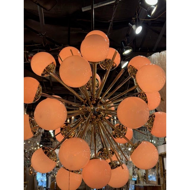Modern Pink Murano Glass and Brass Sputnik Chandelier For Sale - Image 4 of 6