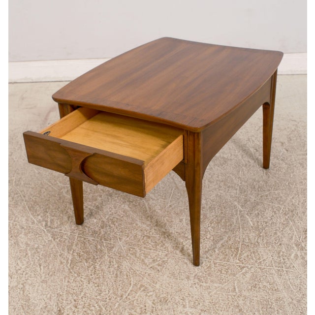 Pair Vintage Mid Century Modern Walnut End Tables For Sale - Image 4 of 12