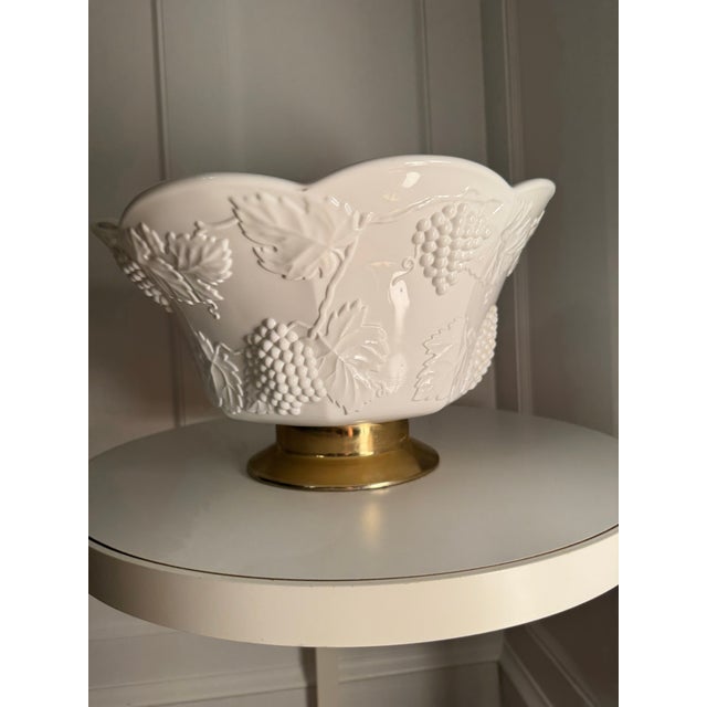 Glass 1950s Milk Glass Punch Bowl For Sale - Image 7 of 12