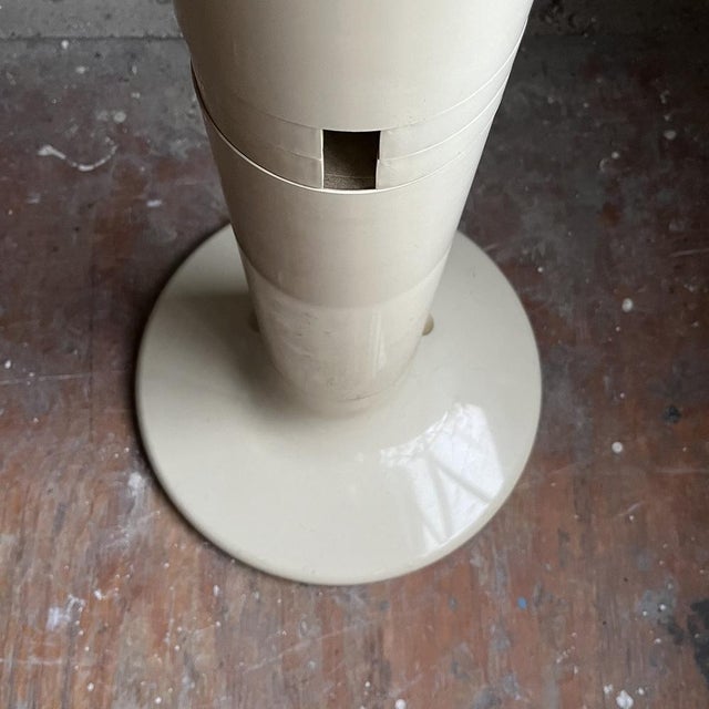 Planta Coatrack in Light Beige by Piretti For Sale - Image 11 of 15