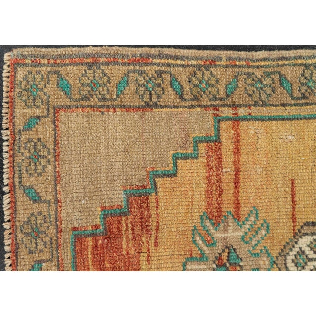 Early 21st Century Turkish Mini Rug Oriental Hand Knotted Vintage Rug 1'8" x 3'3" #21222 For Sale - Image 5 of 8