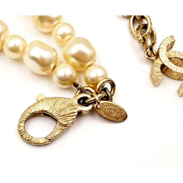 2010s Chanel Gold Scratchy CC Irregular Pearl 2 Strand Necklace For Sale - Image 5 of 5