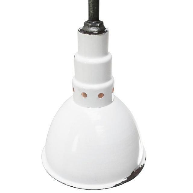 Vintage Industrial Cast Iron & White Enamel Wall Lights by Benjamin Usa for Benjamin Electric Manufacturing Company For Sale - Image 4 of 6