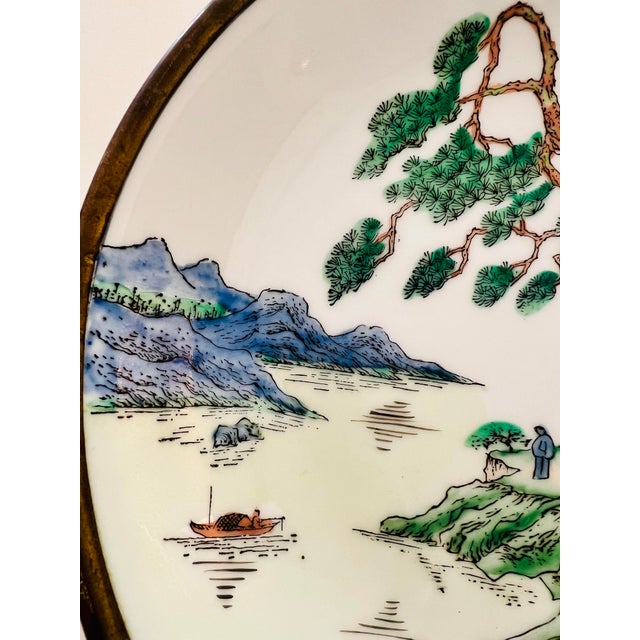 This exquisite bowl showcases the Famille Rose style, characterized by its delicate and vibrant enamel colors. Originating...