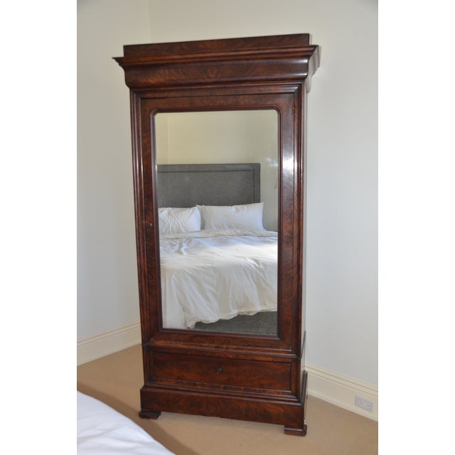 Louis Philippe Armoire Bright Shadow Online