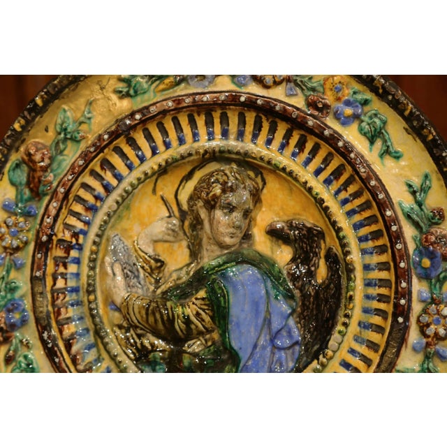 Early 20th Century Large Early 20th Century Italian Hand-Painted Majolica Wall Charger For Sale - Image 5 of 6