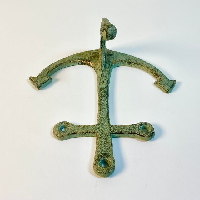1970s Vintage Nautical Coastal Arts & Crafts Cast Iron Anchor Wall Hook For Sale - Image 9 of 11