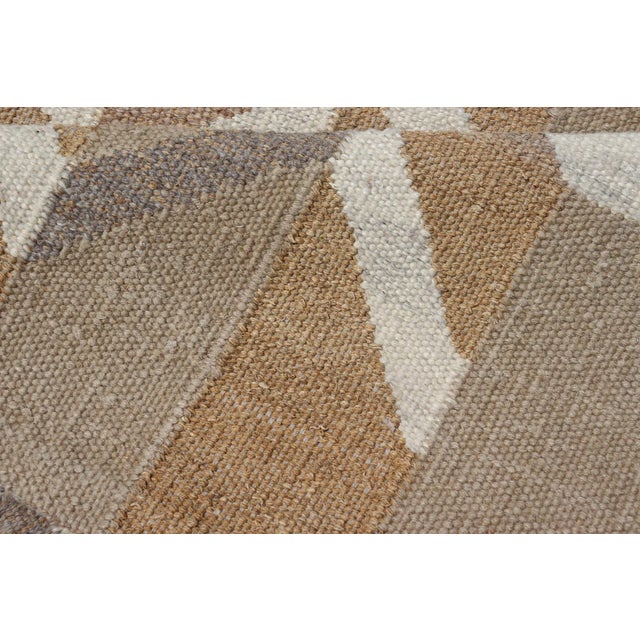 Modern Scandinavian Flat Weave Rug With Geometric Chevron Patterns 4'0 X 6'0 For Sale - Image 9 of 10