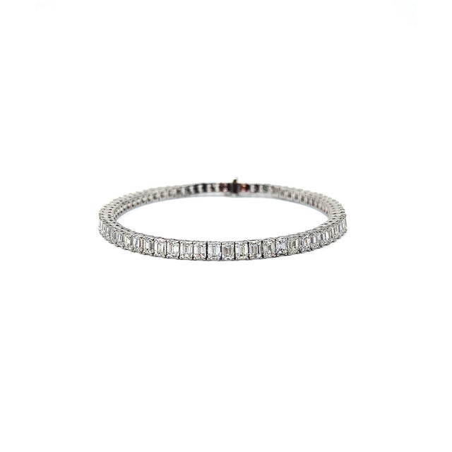 Silver 7.65 Ct Emerald Cut Diamond Tennis Bracelet For Sale - Image 8 of 8