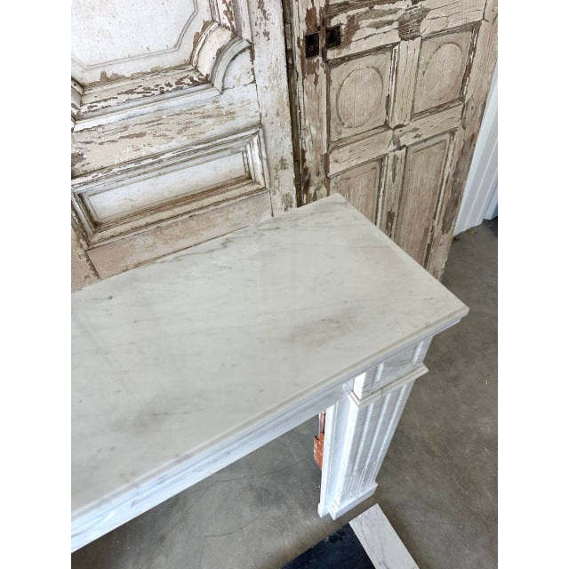 Small Carrara Marble Fireplace, 1900s For Sale - Image 9 of 14