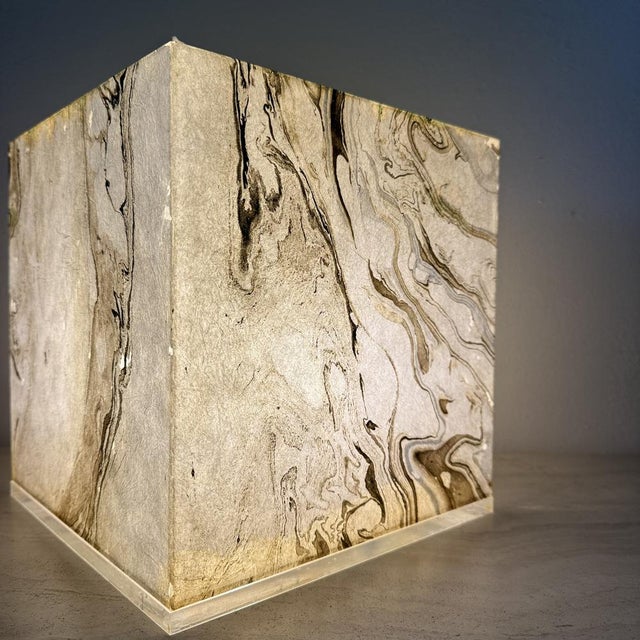 Mid-Century Modern Cube Table Lamp, 1970s For Sale - Image 15 of 18