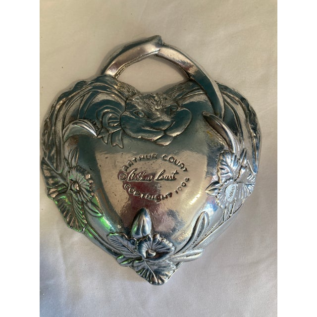 Metal Arthur Court 1994 Heart-Shaped Bunny Dish in Sand-Cast Aluminum - Signed For Sale - Image 7 of 8