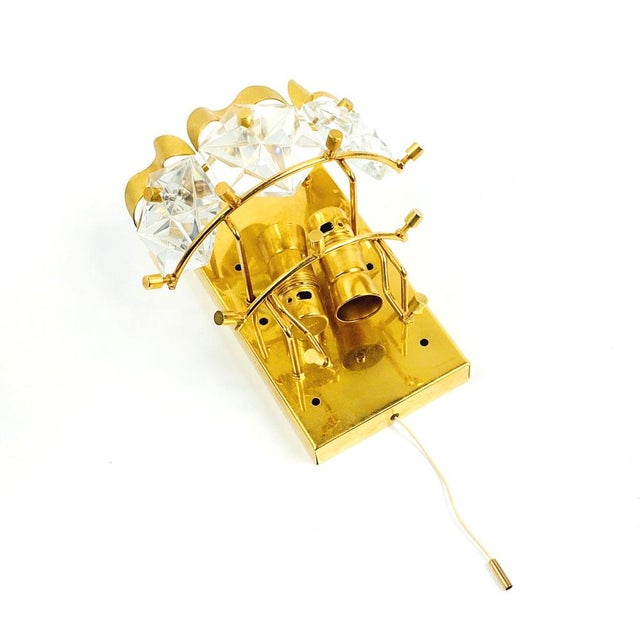 Faceted Crystal Glass & Gilded Brass Wall Light from Kinkeldey, Germany, 1970s For Sale - Image 6 of 8
