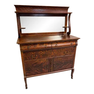 Early 20th Century Antique Quarter Sawn Oak Buffet With Beveled Glass Mirror Back.