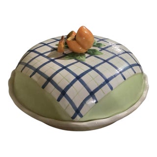 Vintage 2 Pc Bella Casa by Ganz Trompe L’Oeil Blue and White Plaid Peach 3d Fruit Kitchen Pie Saver Dish With Lid Peaches Scalloped Edge For Sale