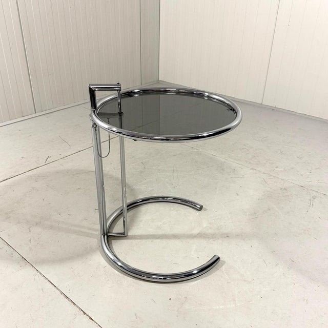 Adjustable Side Table by Eileen Gray for Vereinigte Werkstätten, 1970s For Sale - Image 17 of 17