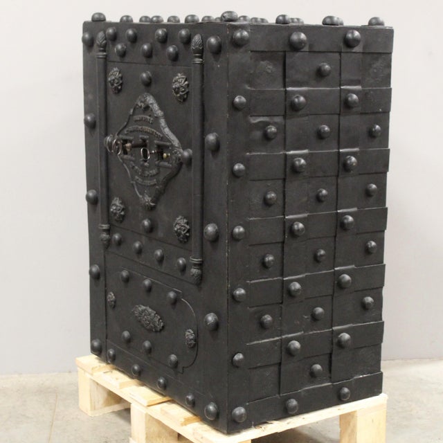 Industrial 18th Century Iron Safe, France For Sale - Image 3 of 14