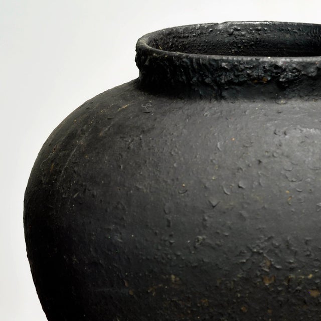 Antique Earthenware Pot from Moldova, 1850s For Sale - Image 4 of 8