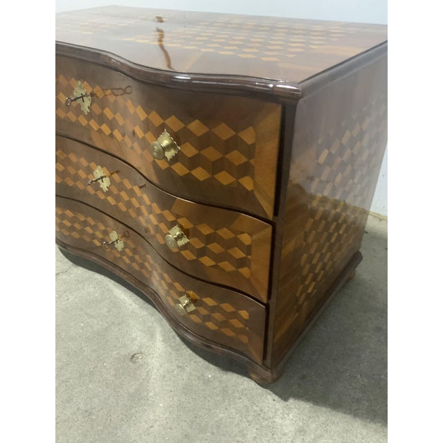 Baroque Chest of Drawers in Walnut with Marquetry, 1760s For Sale - Image 12 of 17