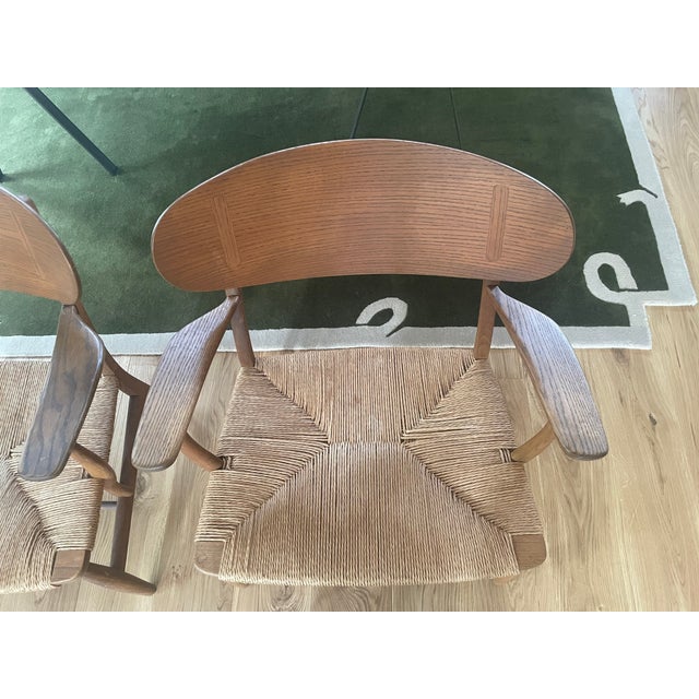 Vintage Pair of Carl Hansen & Son Ch 22 Lounge Chairs by Hans Wegner For Sale - Image 10 of 14