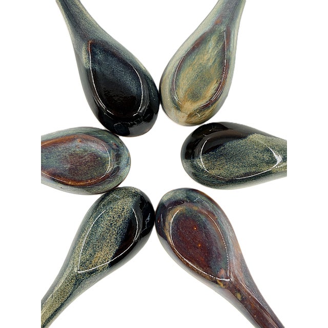 Asian Modern Vietnamese Ceramic Soup Spoons Hand Painted in Multicolor Stoneware - Set of 6 For Sale - Image 4 of 8