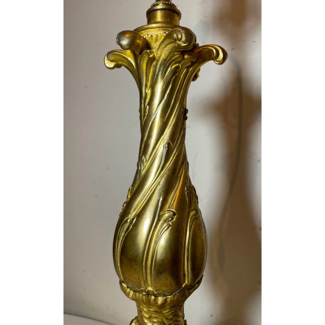 1910s Large Antique Ornate Solid Dore Bronze French Rococo Electric Table Lamp Light For Sale - Image 10 of 16