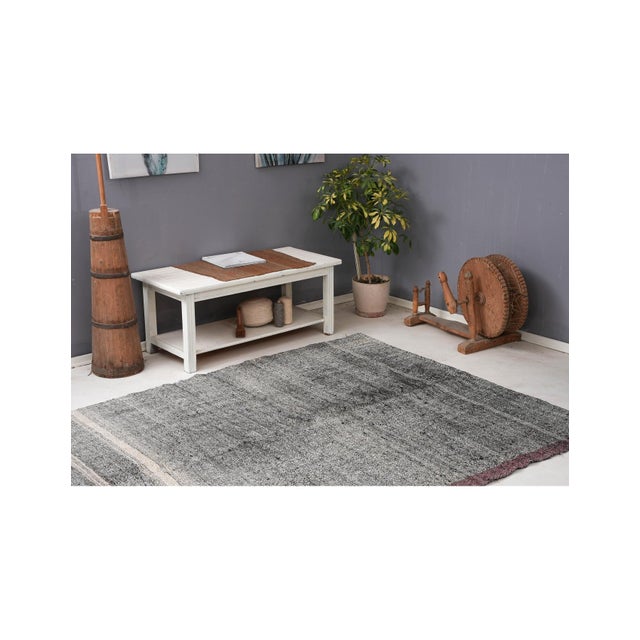 Gray Vintage Turkish Kilim Rug - 5`11″ X 8`11″ For Sale In Los Angeles - Image 6 of 6