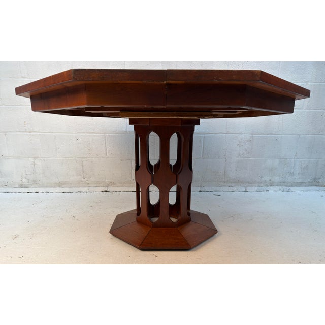Mid-Century Modern Octagonal Expanding Dining Table by Walter of Wabash For Sale - Image 10 of 14