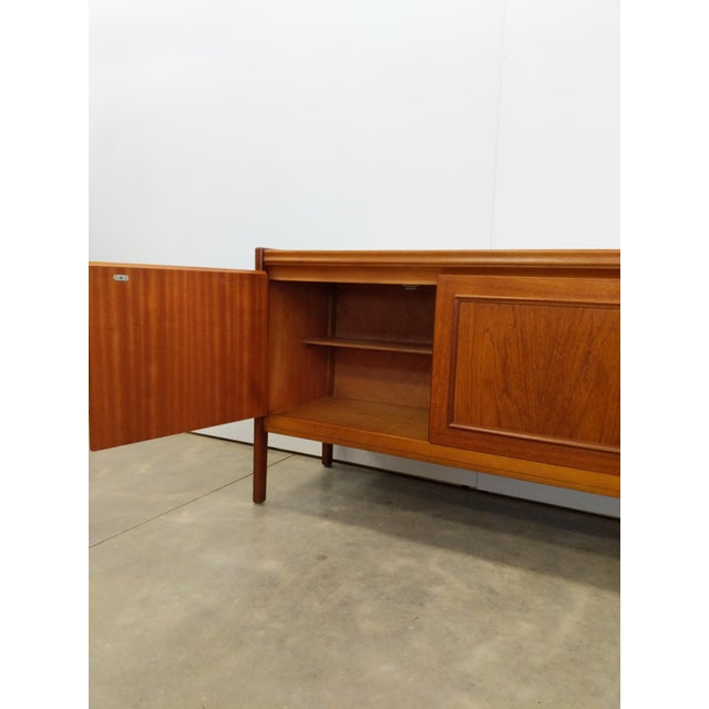 Brown Vintage Mid Century Modern Teak Credenza by Nathan, Attributed For Sale - Image 8 of 8