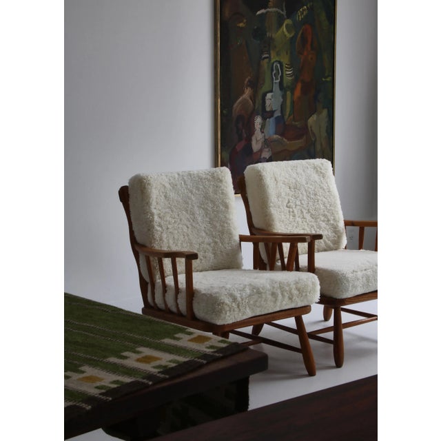 Set of Pinewood & Sheepskin Lounge Chairs, Sweden, 1940s For Sale - Image 4 of 18