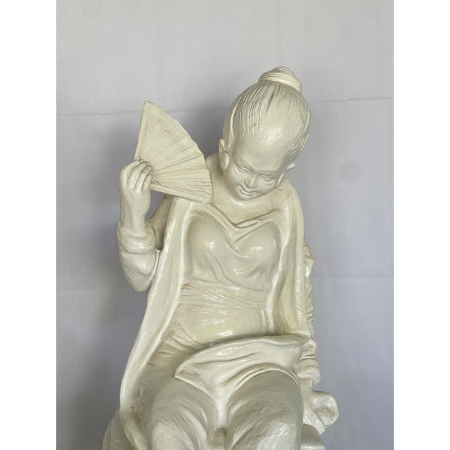 Chinoiserie Pair White Chinoiserie Figures, 1960s For Sale - Image 3 of 18