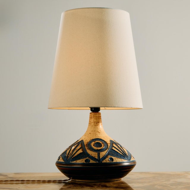 Hand painted Danish ceramic table lamp with organic pattern and shiny glaze from the 1960s, designed by Noomi Backhausen &...