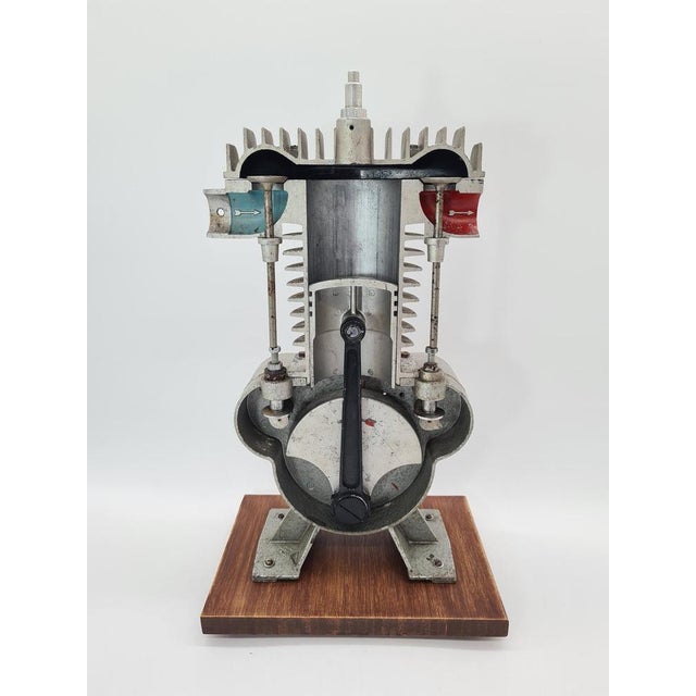 Scientific Model of Engine, 1960s For Sale - Image 4 of 11