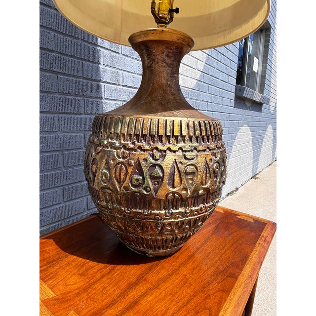 Textile Vintage Brutalist Style Ceramic Table Lamp, Attributed to Bitossi For Sale - Image 7 of 17