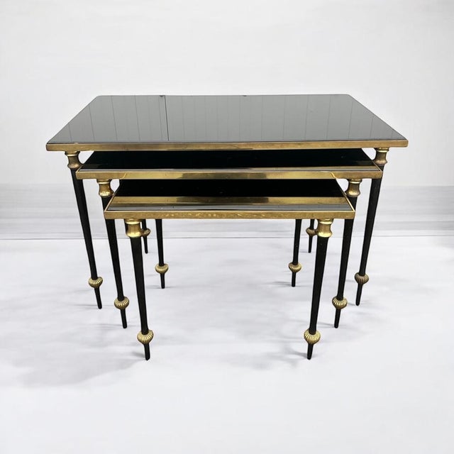 Neo-Classic Nesting Tables in Brass and Glass from Maison Baguès, 1950s, Set of 3 For Sale - Image 14 of 14