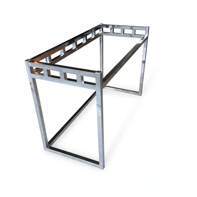 Metal 1970s Willy Rizzo–Style Chrome & Glass Writing Desk | Geometric Hollywood Regency Console Table For Sale - Image 7 of 13