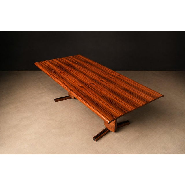 Novo Rumo Dining Table in Caviúna Wood by Novo Rumo, Brazilian Modern, 1960s For Sale - Image 4 of 18