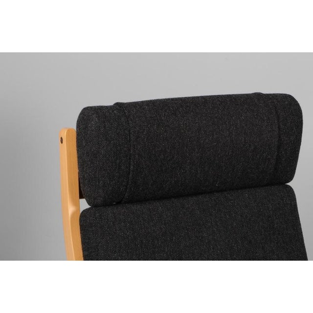 Model 290A Lounge Chair in Beech & Hallingdal by Hans J. Wegner for Getama, 1990s For Sale - Image 3 of 11