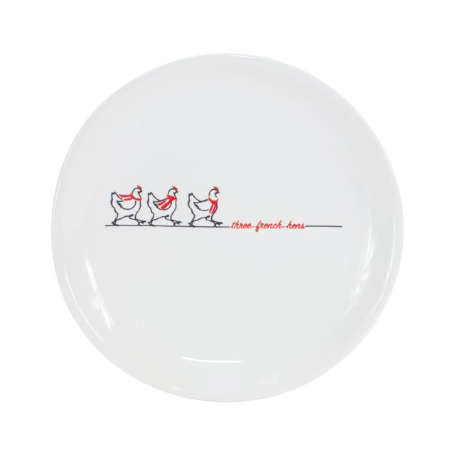 Kenneth Ludwig Chicago Stoneware Three French Hens Holiday Plate (Set of 4) For Sale - Image 4 of 6