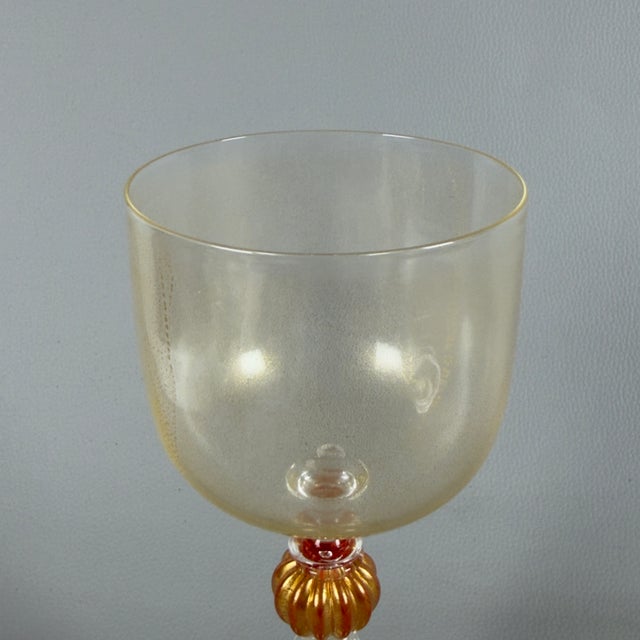 Submerged Gilded Sacred Chalice and Saucer in Murano Glass from Seguso Vetri D'Arte, 1970s, Set of 2 For Sale - Image 4 of 14
