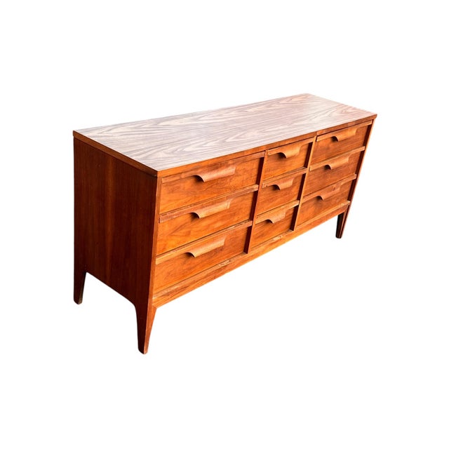 Mid-Century Modern Mid 20th Century Johnson Carper Dresser 9 Drawers, Attributed For Sale - Image 3 of 16