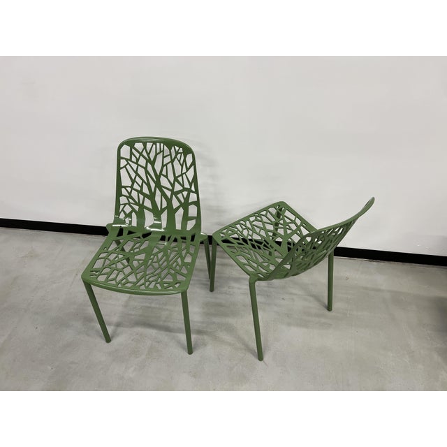Fast Forest Chairs in Forest Green Powder-Coated Aluminum, 2010s, Set of 2 For Sale - Image 6 of 12