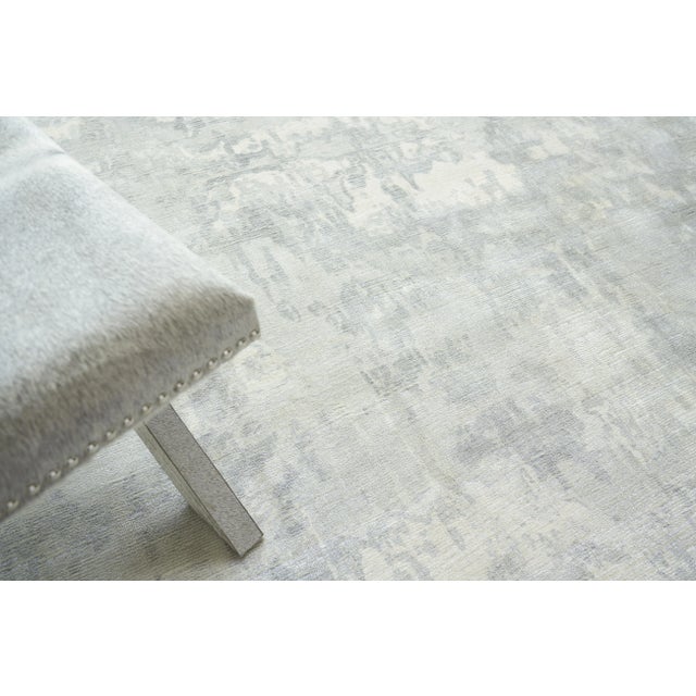2020s Exquisite Rugs Murano Handmade New Zealand Wool & Bamboo Silk Silver Rug-10'X14' For Sale - Image 5 of 8