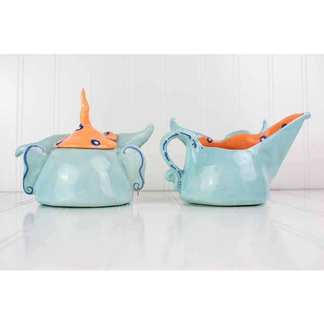 Original 1996 Signed Mark Switzer Studio Ceramics Sugar & Creamer Set For Sale - Image 10 of 17